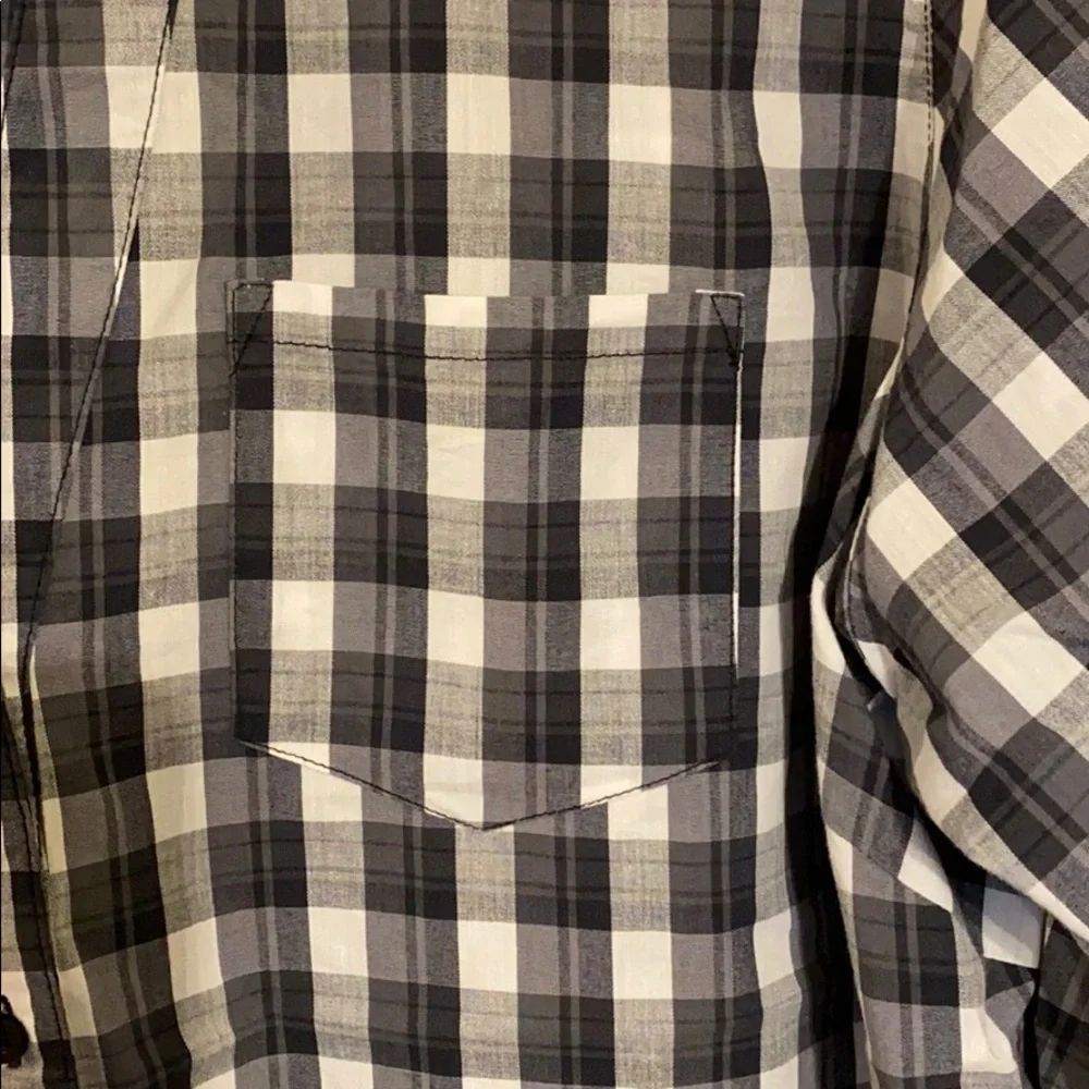 Black and white plaid button up shirt